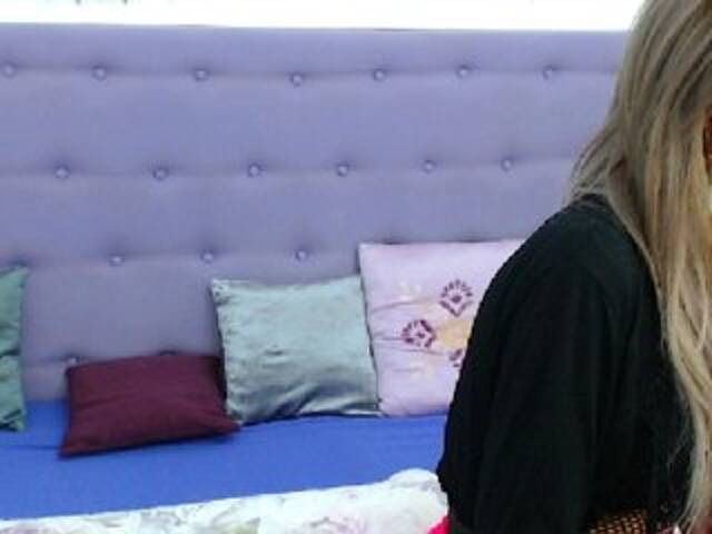 Lähettää kuvakaappauksia HottieBadGirl