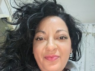 Eroottinen videokeskustelu HottSerena