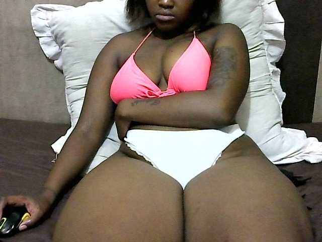 Lähettää kuvakaappauksia hugethickt