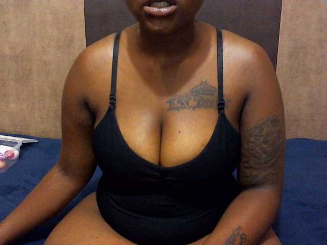 Lähettää kuvakaappauksia hugethickt