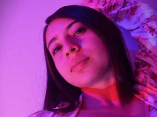 Eroottinen videokeskustelu HyralyFox