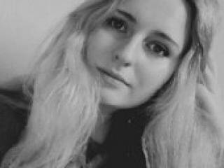 Eroottinen videokeskustelu iamlouise