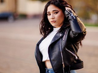 Eroottinen videokeskustelu Iasima