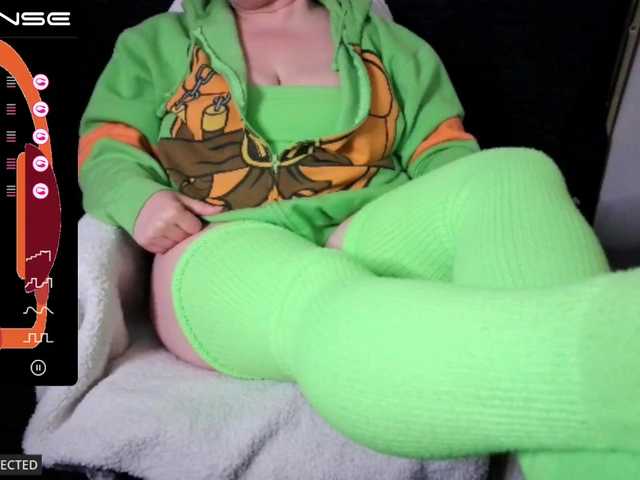 Kuvat imaboulder Socks off at 500 TKNS Sweater off at 2,000 TKNS Social in bio to subscribe and DM me