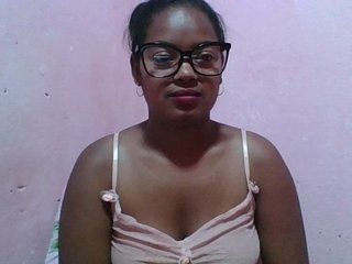 Eroottinen videokeskustelu Imannoellah