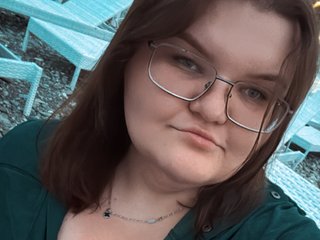 Eroottinen videokeskustelu Imtsarik