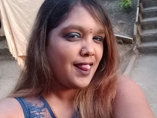 Eroottinen videokeskustelu Indiantwist