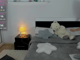 Eroottinen videokeskustelu InnesTaylor