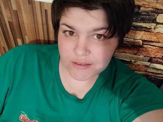 Eroottinen videokeskustelu IonyElla28