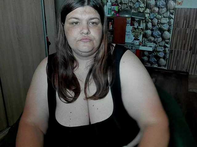Lähettää kuvakaappauksia Ionysexylips69