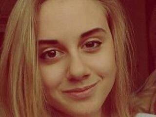 Eroottinen videokeskustelu irenadler