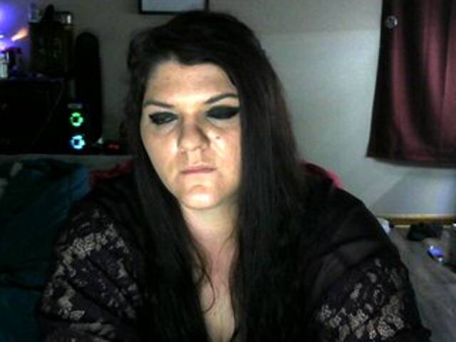 Lähettää kuvakaappauksia irisclover25