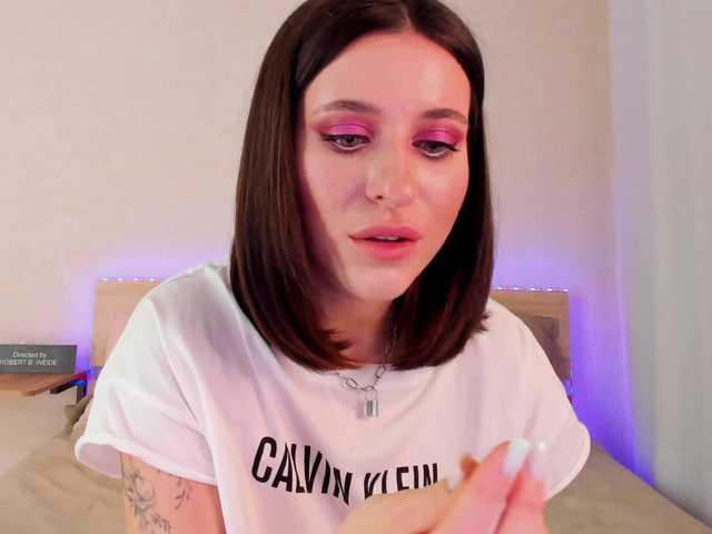 Lähettää kuvakaappauksia baby1moretime