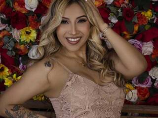 Eroottinen videokeskustelu is-amelia