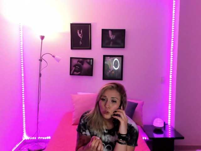 Lähettää kuvakaappauksia isabella-mout