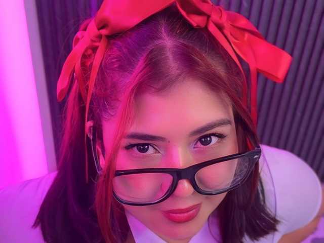 Kuva profiilista Isabelle-Riddle