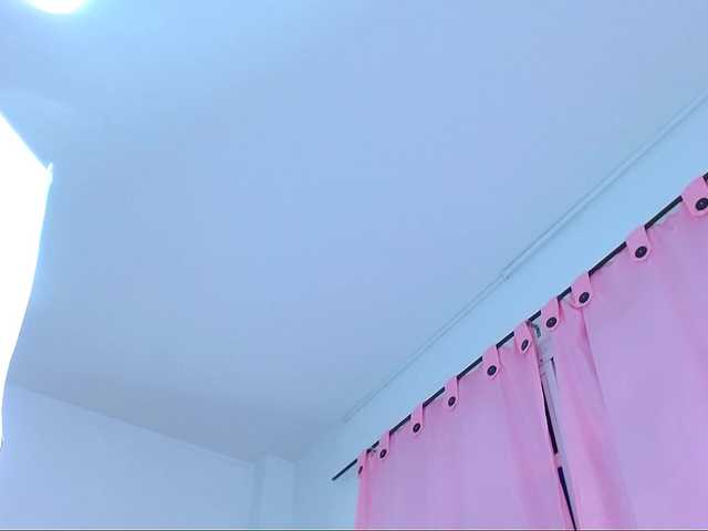 Lähettää kuvakaappauksia IsaPetite1