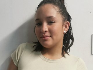 Eroottinen videokeskustelu IsaWilliams