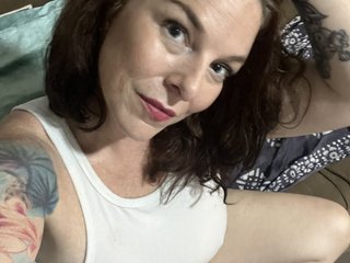 Eroottinen videokeskustelu IslandSerena