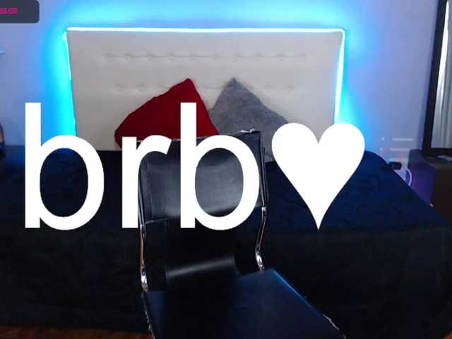 Lähettää kuvakaappauksia Issa-queen