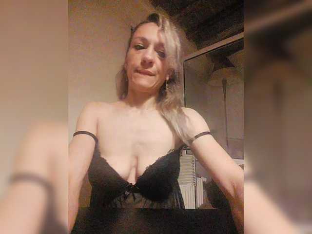 Lähettää kuvakaappauksia IssaaBella7