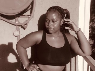 Eroottinen videokeskustelu ItsLizzy