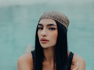 Eroottinen videokeskustelu IzzyWild