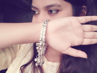 Eroottinen videokeskustelu Jasmine-2