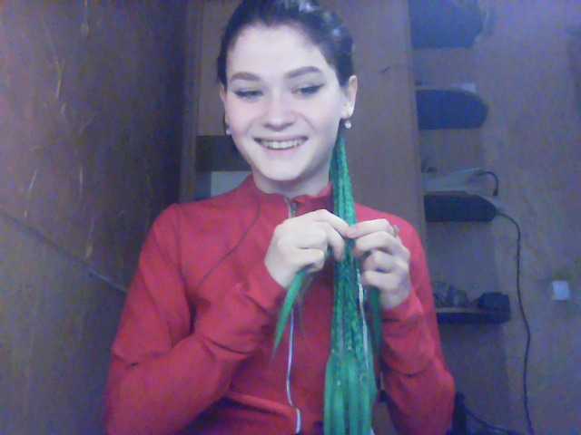 Lähettää kuvakaappauksia jennydoll18