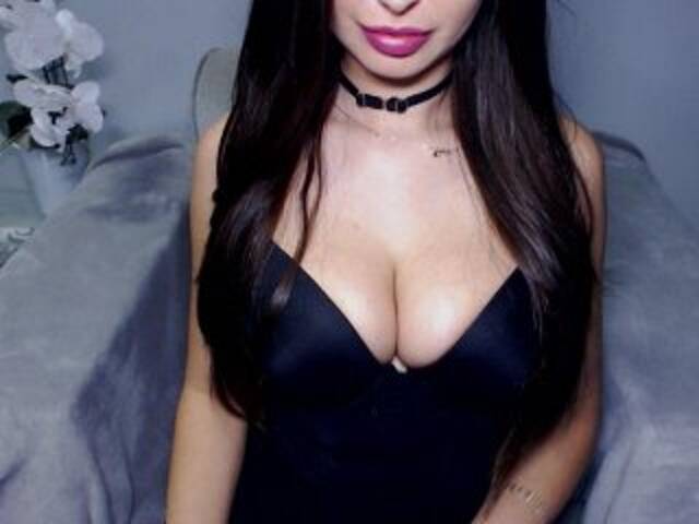 Lähettää kuvakaappauksia JessicaHoney