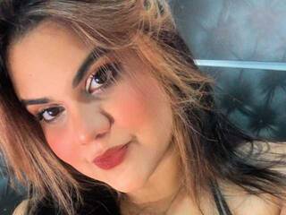 Eroottinen videokeskustelu Jessie-Bellucci