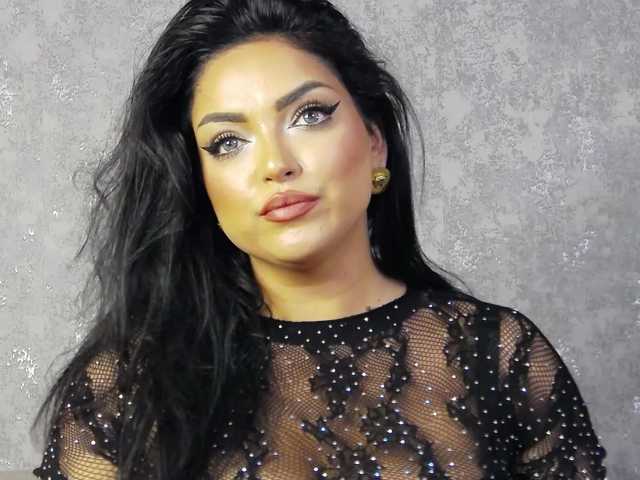 Lähettää kuvakaappauksia JessycaNoir