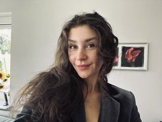 Eroottinen videokeskustelu JolieKiss