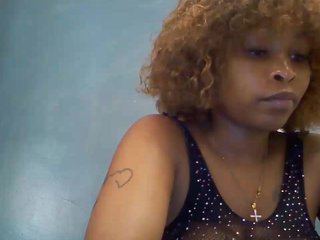 Eroottinen videokeskustelu Jolly5