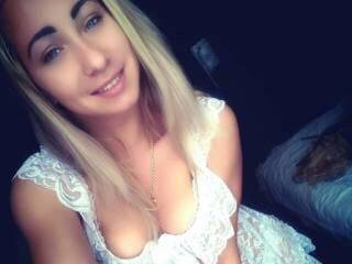 Eroottinen videokeskustelu juliawater