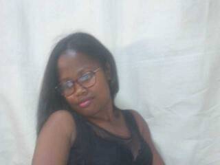 Eroottinen videokeskustelu Juliennah