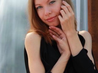 Eroottinen videokeskustelu JullieFlow