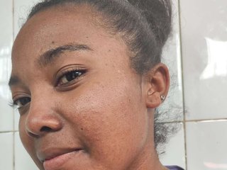 Eroottinen videokeskustelu JustHotLove