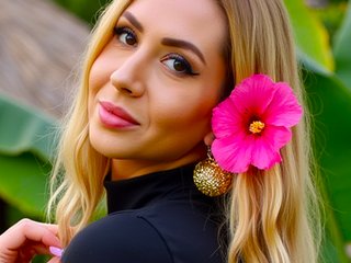 Eroottinen videokeskustelu K0n4ita