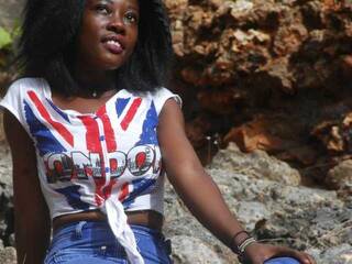 Eroottinen videokeskustelu Kadzomudzo