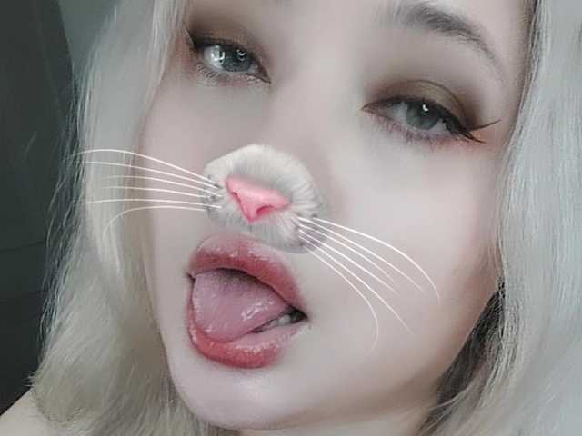 Kuva profiilista KaliRoses