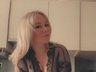 Eroottinen videokeskustelu kally-mess