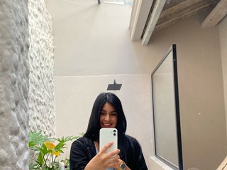 Eroottinen videokeskustelu kangomez