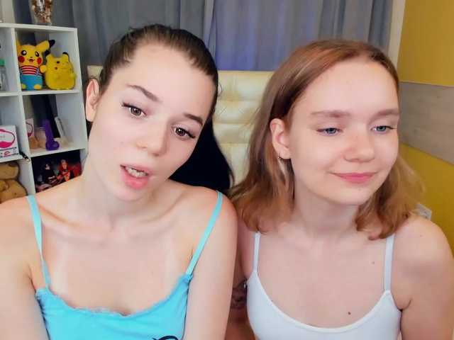 Kuvat KarenHeidi Hey guys❤️ Our name are Heidi and Kylie. Welcome in my room Full naked in Pvt❤️