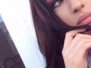 Eroottinen videokeskustelu kariinaa