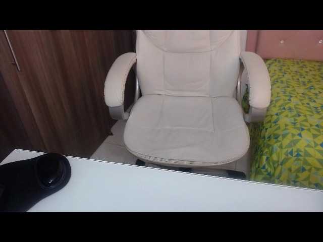 Lähettää kuvakaappauksia Karlamore