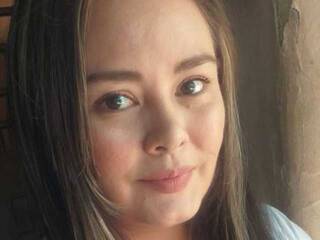 Eroottinen videokeskustelu KarlaRabbit