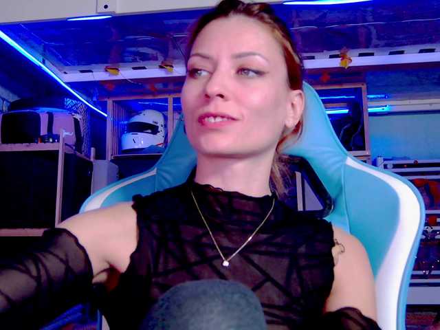 Kuvat karo131324 #smoke #feets , #sph #mistress #femdom