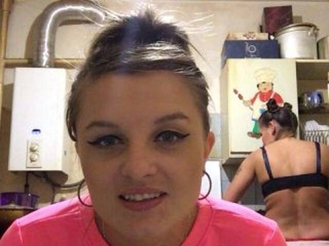 Lähettää kuvakaappauksia SEX-THREESOME