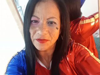 Eroottinen videokeskustelu KarolMorelli